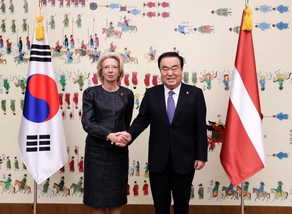 [Jan 13] Speaker of the National Assembly of Republic of Korea meets with Saeima Speaker